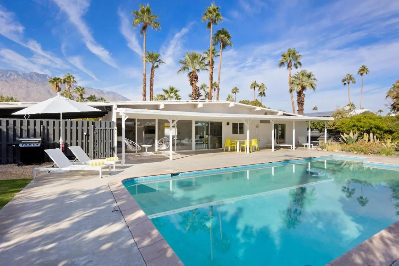 Cosmic Sunset Villa Palm Springs USA