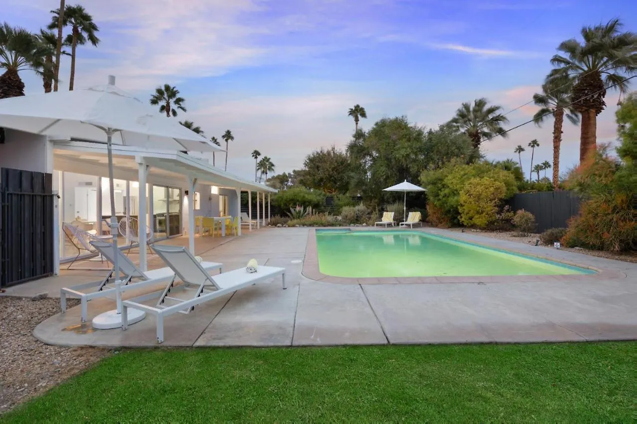 Cosmic Sunset Villa Palm Springs 0*,